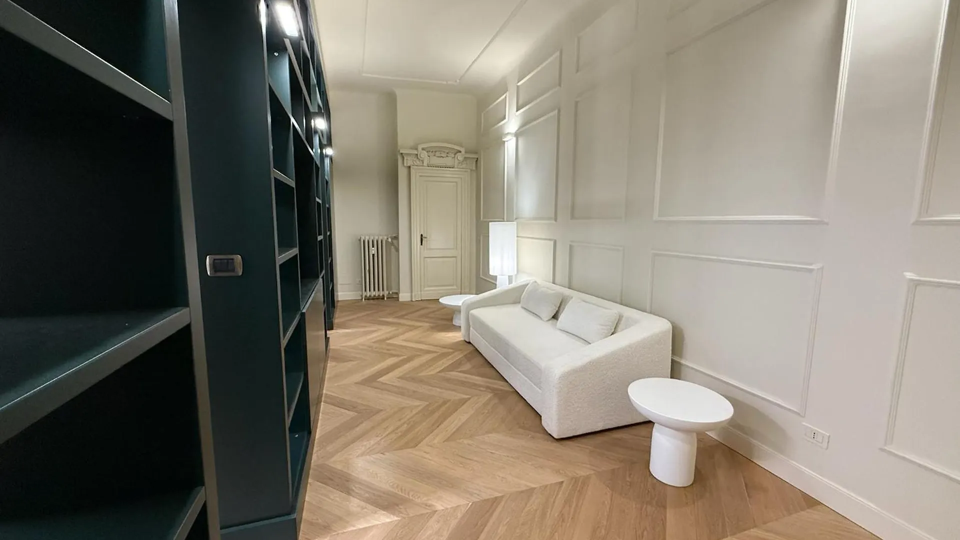 Lusso In Palazzo D'Epoca Apartment Milan Italy