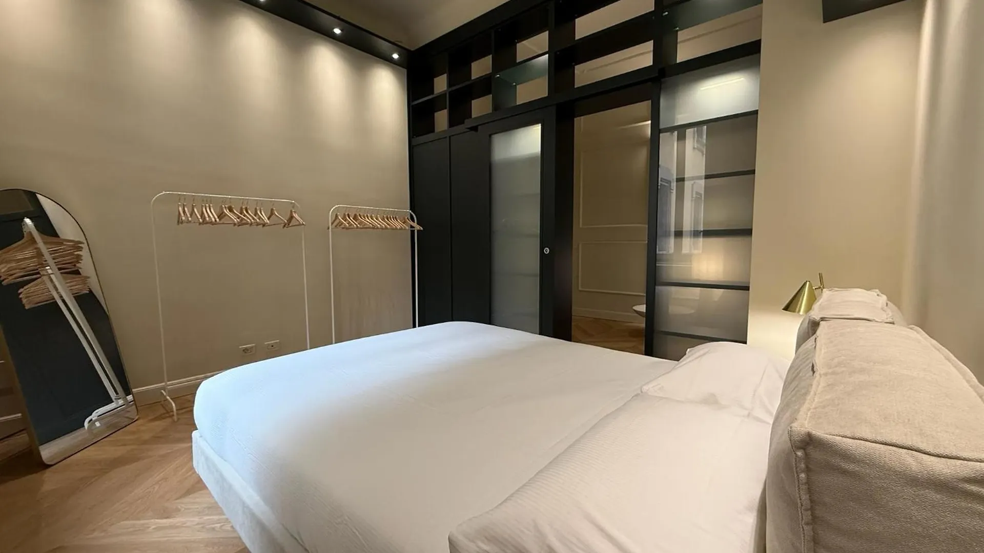 Ferienwohnung Lusso In Palazzo D'Epoca Mailand Italien
