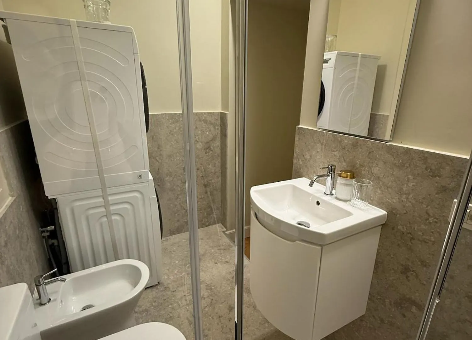 Ferienwohnung Lusso In Palazzo D'Epoca Mailand